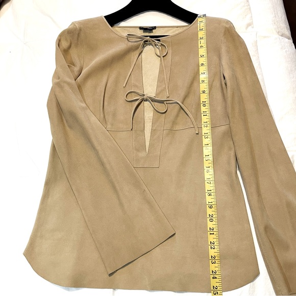 Theory Boho Leather Top with two leather corded bows Size M - Carmel color - Picture 8 of 17